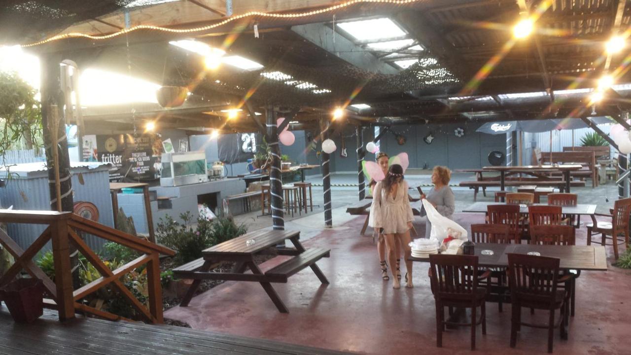 Waipapakauri Hotel Bagian luar foto